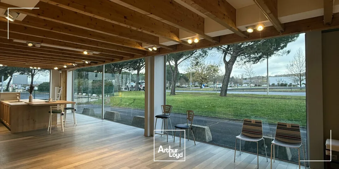 LOCAL COMMERCIAL location à BRIVE-LA-GAILLARDE 19100