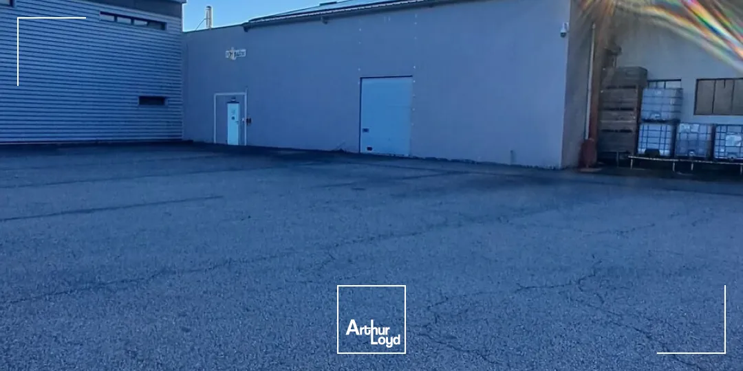 LOCAL D'ACTIVITE - ENTREPOT vente à ARNAC-POMPADOUR 19230