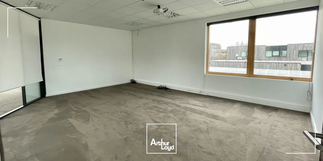 Bureaux récents et performants au coeur d'un pôle tertiaire stratégique de la métropole lilloise