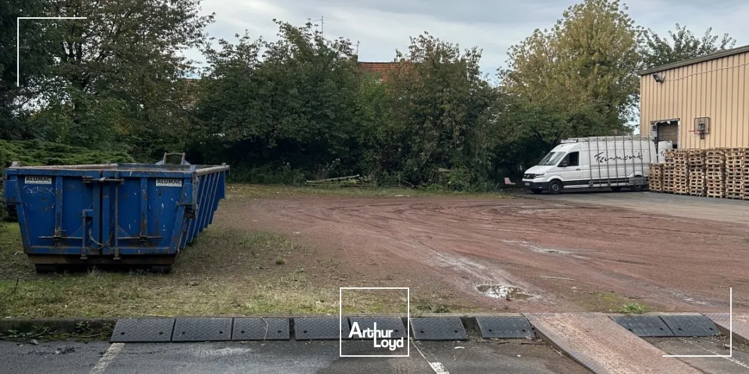 Atelier et bureaux, à vendre Tourcoing. 