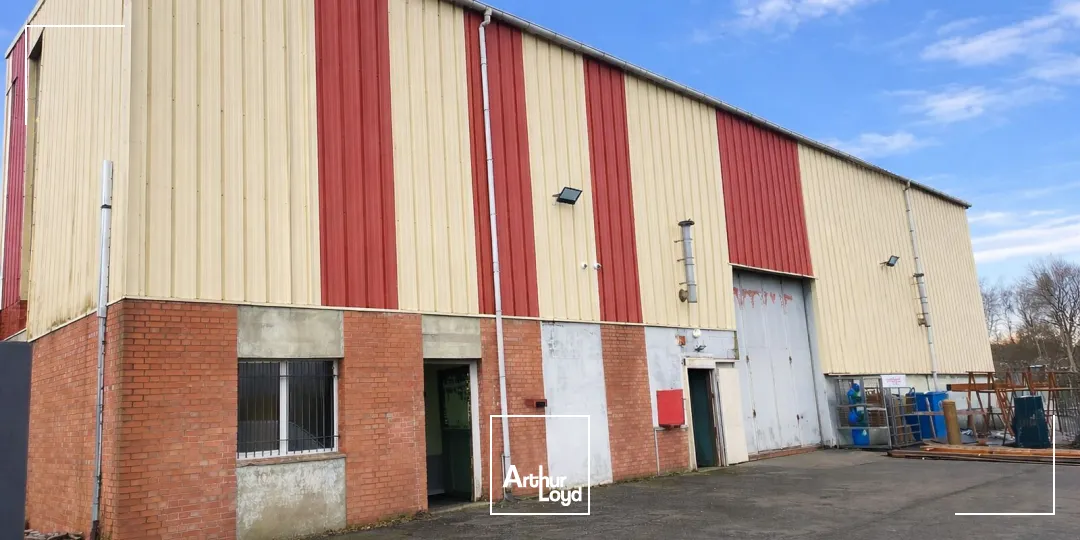 Bâtiment avec ponts-roulants à vendre - Autoroute A1