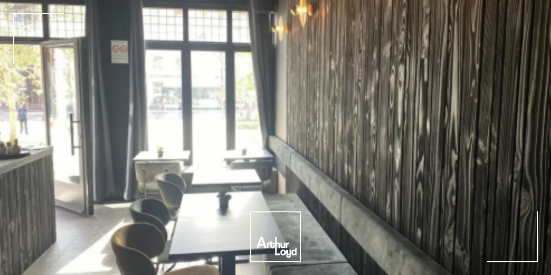 Local commercial 170 m² à louer ou à vendre - Emplacement premium face Gare Lille Flandres