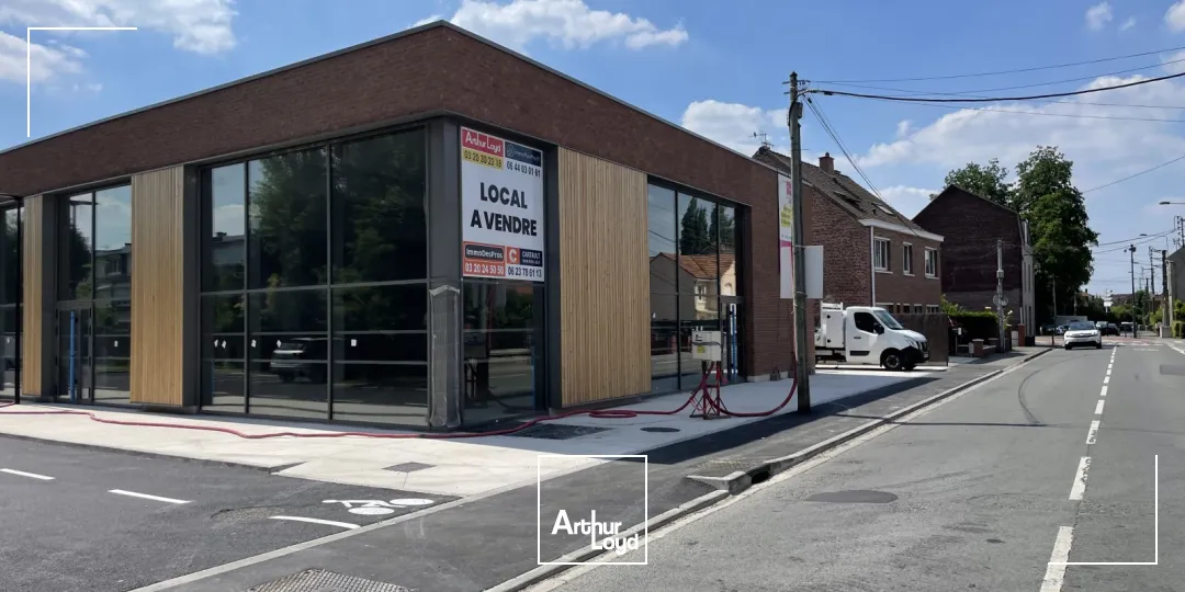 À louer : Local commercial neuf 396 m² - Quartier résidentiel à Villeneuve d'AscqDisponible à la vente 