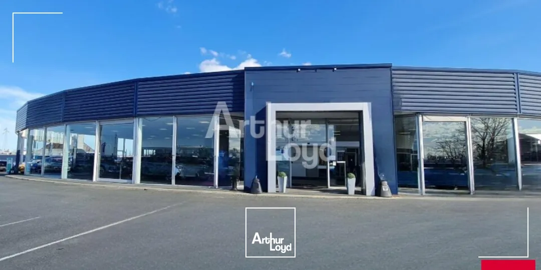 CHATEAUROUX ST MAUR CAP SUD - A LOUER - LOCAL COMMERCIAL de 835m² - 1998