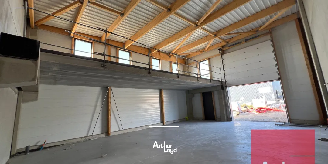 Locaux d'activité & Entrepôts - Vente - VAILHAUQUES - 34570 - 150.52-1601.29 - 7606148