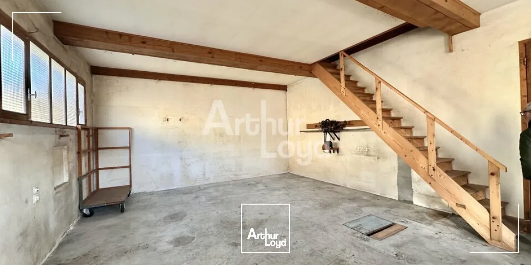 À LOUER  Local d'activité de 163 m²  La Ravoire 73490