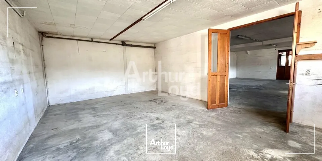 À LOUER  Local d'activité de 163 m²  La Ravoire 73490