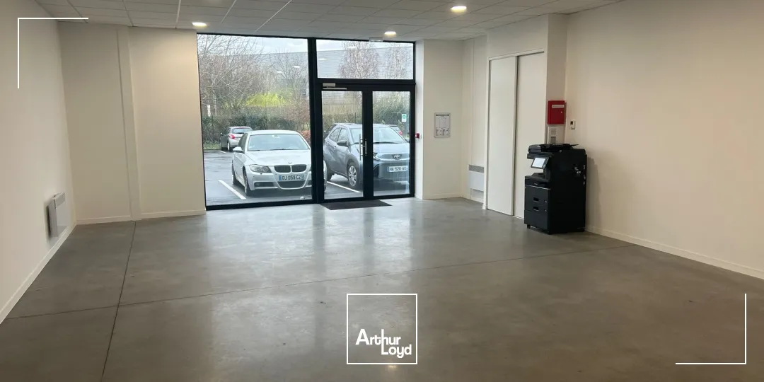 À louer - Entrepôts avec bureaux - PA du Mélantois
