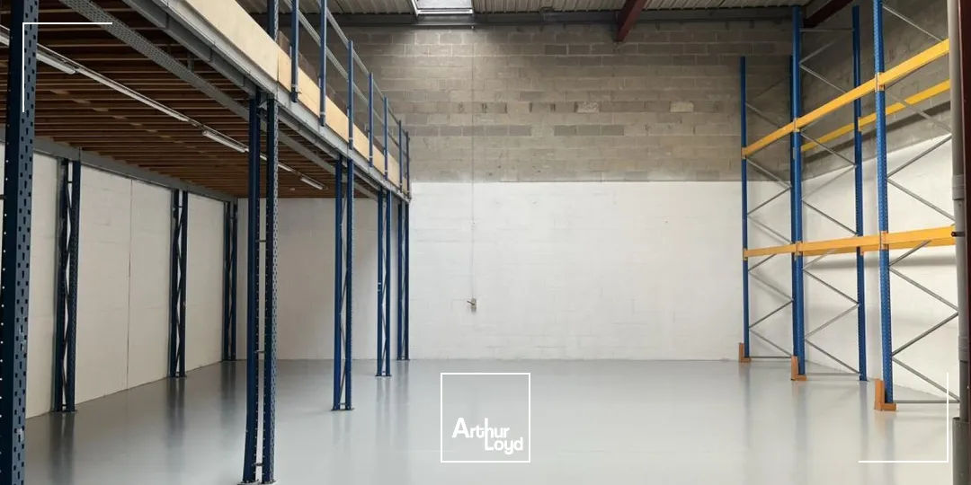 Locaux d'activité à louer à LE THILLAY 95500