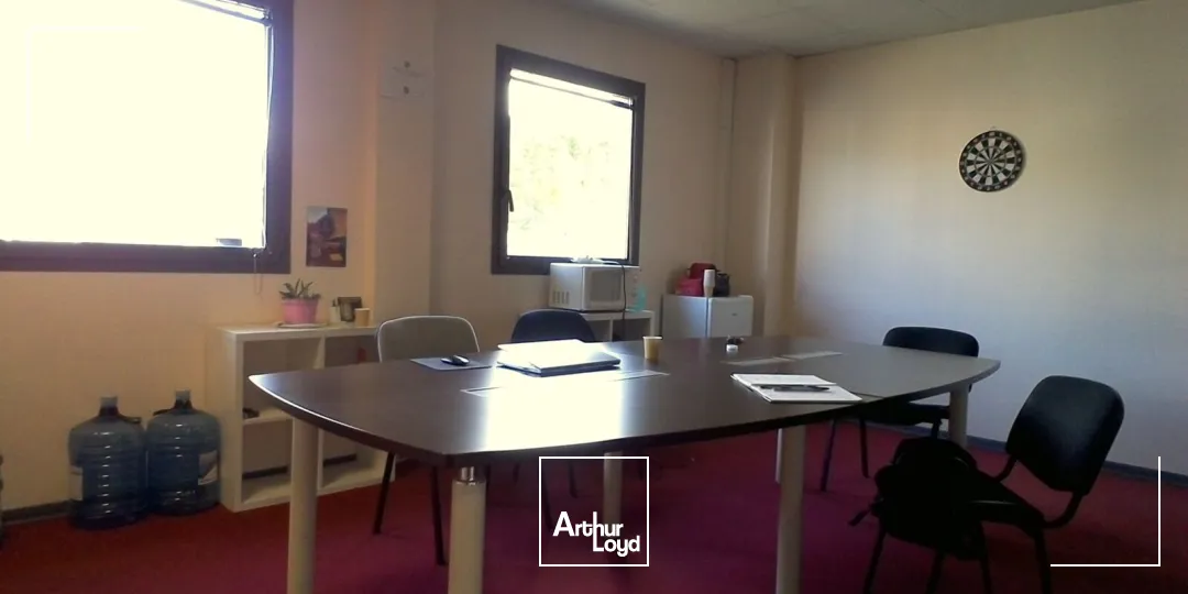 Bureaux avec parkings à louer - Les Paluds - Aubagne