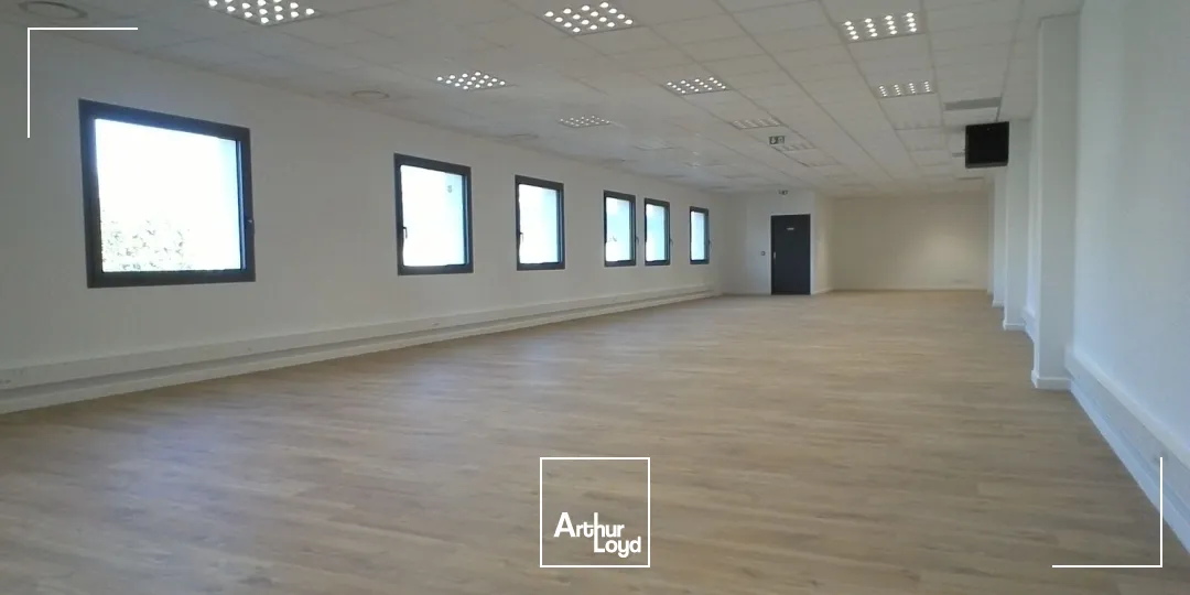 Bureaux avec parkings à louer - Les Paluds - Aubagne
