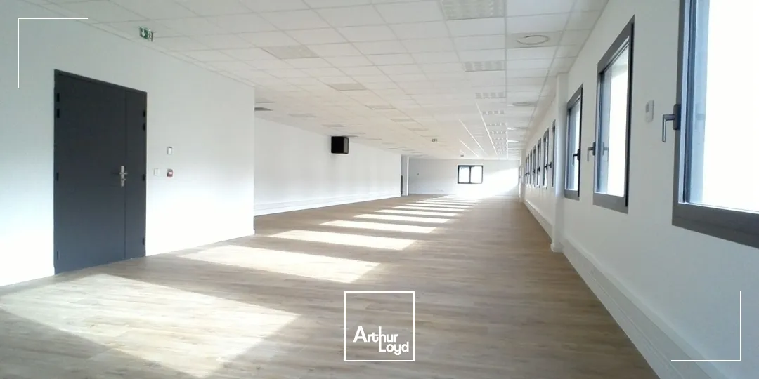 Bureaux avec parkings à louer - Les Paluds - Aubagne