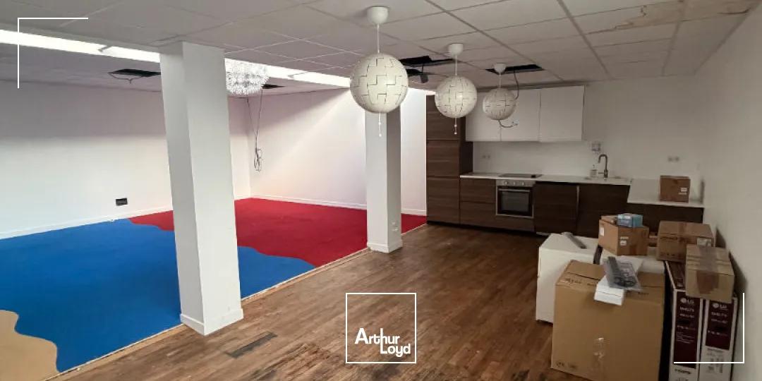 Local commercial refait à neuf - 270 m² - Hyper visibilité - Secteur Carmes