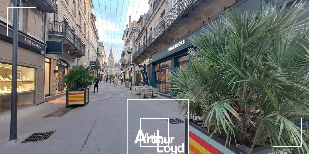 LOCAL COMMERCIAL location à BRIVE-LA-GAILLARDE 19100