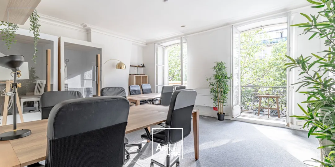 Bureaux à louer à PARIS 75004