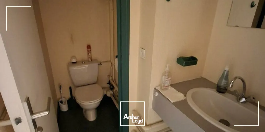 CHAMALIERES LOCAL PROFESSIONNEL 44 M² A VENDRE