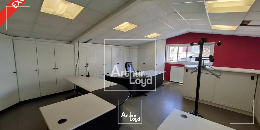 Bâtiment indépendant - rare sur secteur 