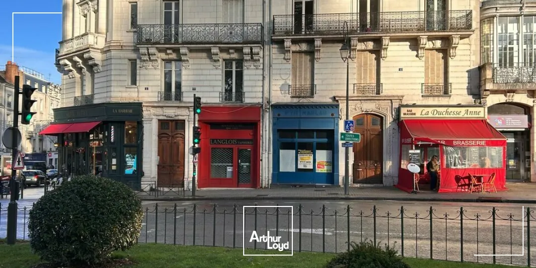BLOIS - LOCATION LOCAL COMMERCIAL DE 43,82 M² - HYPERCENTRE