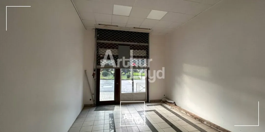 BLOIS - LOCATION LOCAL COMMERCIAL DE 43,82 M² - HYPERCENTRE