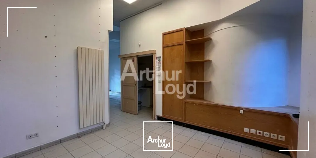 BLOIS - LOCATION LOCAL COMMERCIAL DE 43,82 M² - HYPERCENTRE