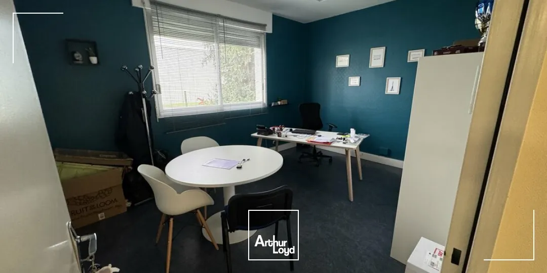 TOURS SUD SAINT-AVERTIN - A LOUER LOCAL MIXTE DE 730 M² AVEC TERRAIN 2&nbsp;500 M²