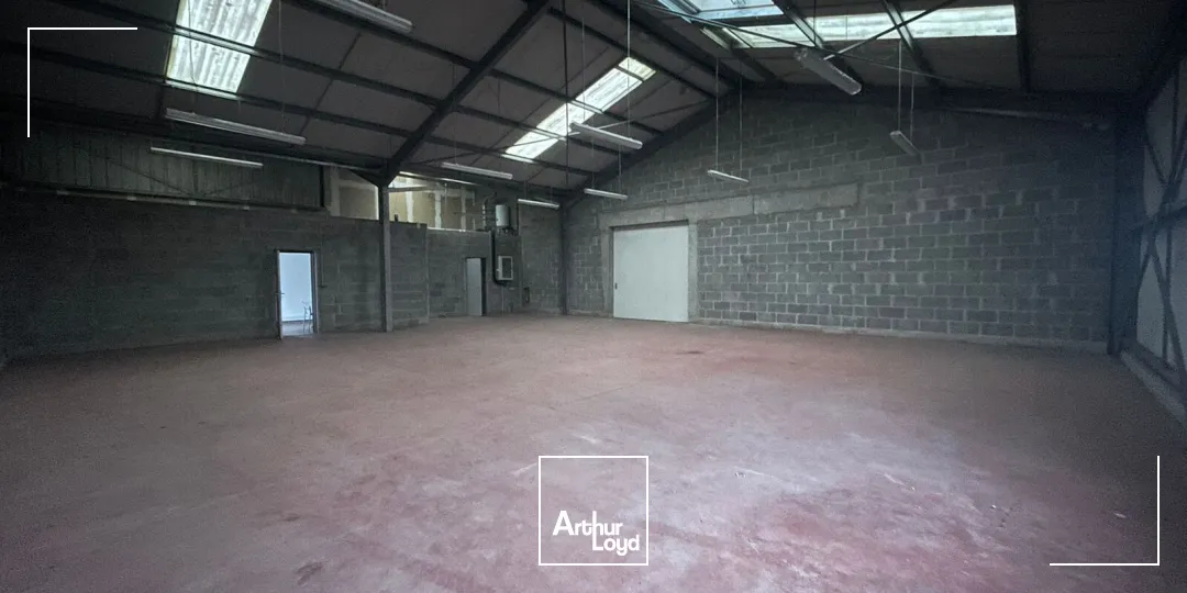 LOCATION - BUREAUX ET LOCAUX D'ACTIVITE - PONTIVY