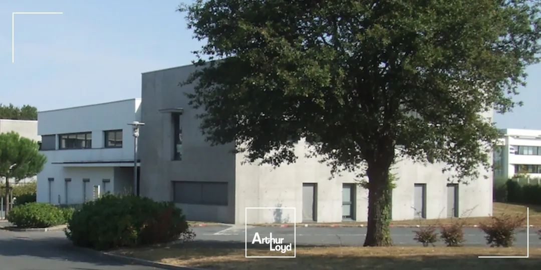PLATEAU DE BUREAUX À LOUER OU À VENDRE- ZONE DU MOULIN NEUF