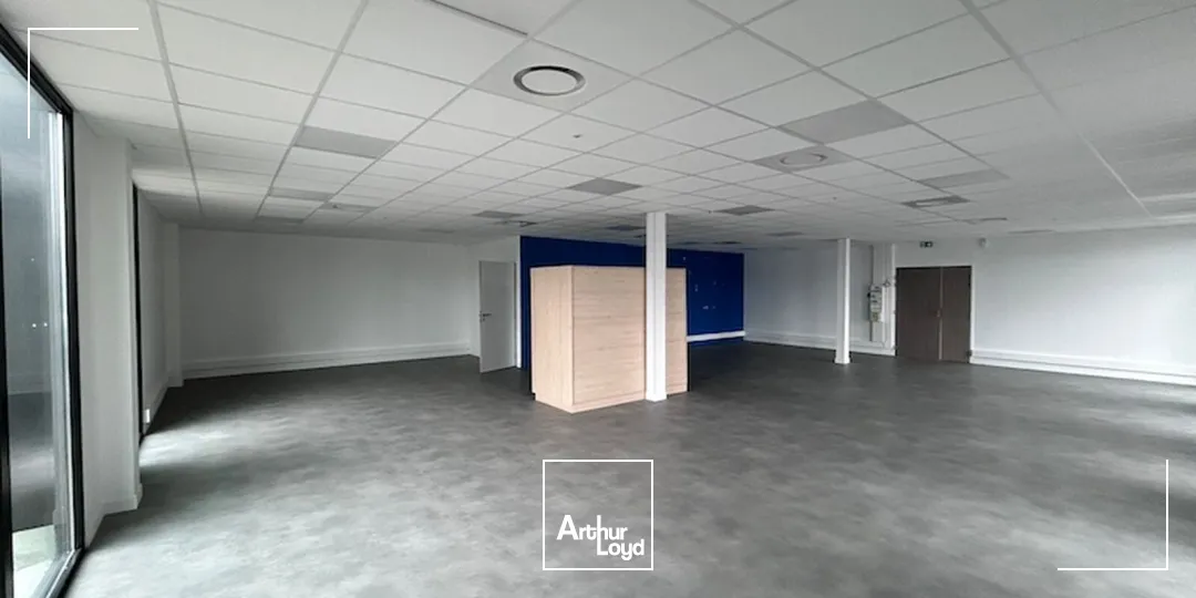 LOCAL COMMERCIAL - MACON SUD