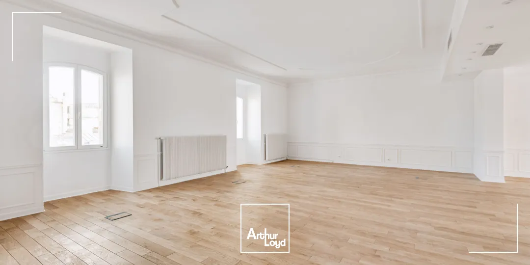 Bureaux à louer à PARIS 75016