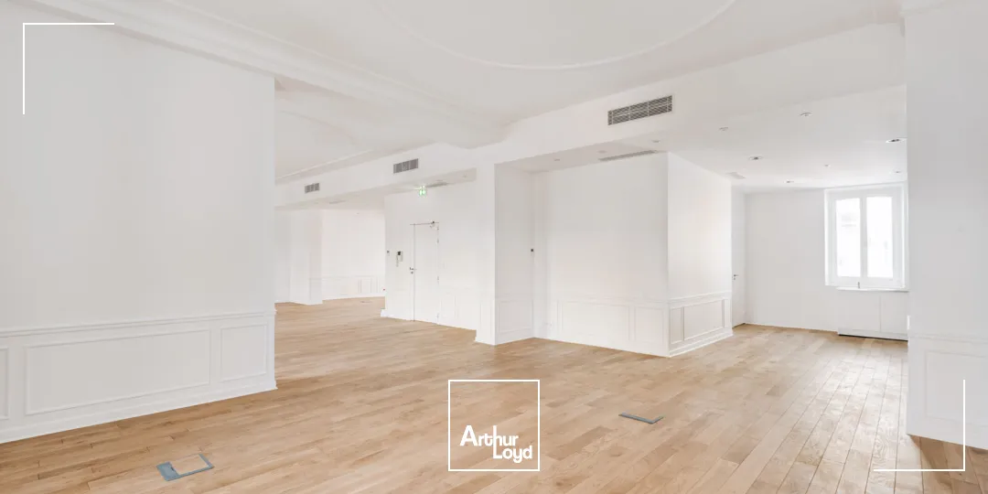 Bureaux à louer à PARIS 75016