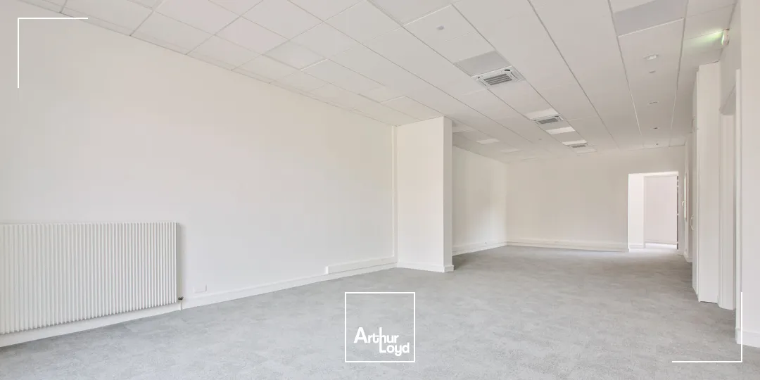 Bureaux à louer à PARIS 75016