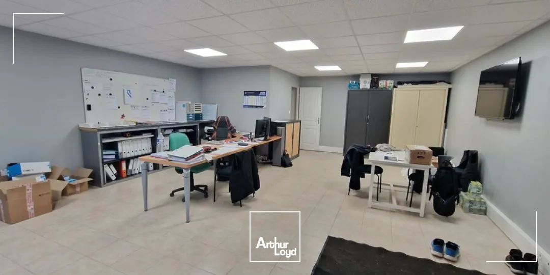 Locaux d'activité & Entrepôts - Location - RUFFEY LES ECHIREY - 21490 - 300-300 - 7608468