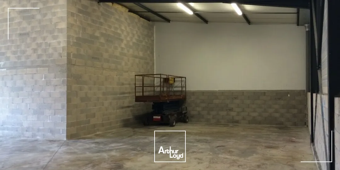 Locaux d'activité & Entrepôts - Location - RUFFEY LES ECHIREY - 21490 - 300-300 - 7608474