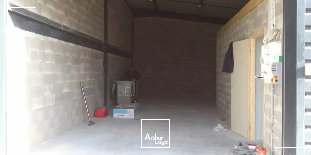 Locaux d'activité & Entrepôts - Location - RUFFEY LES ECHIREY - 21490 - 100-100 - 7608485