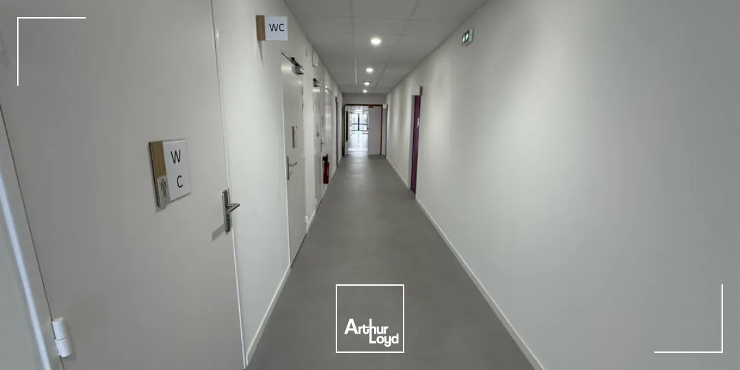 Bureaux - Location - FAGNIERES - 51510 - 25.75-477.85 - 7608522