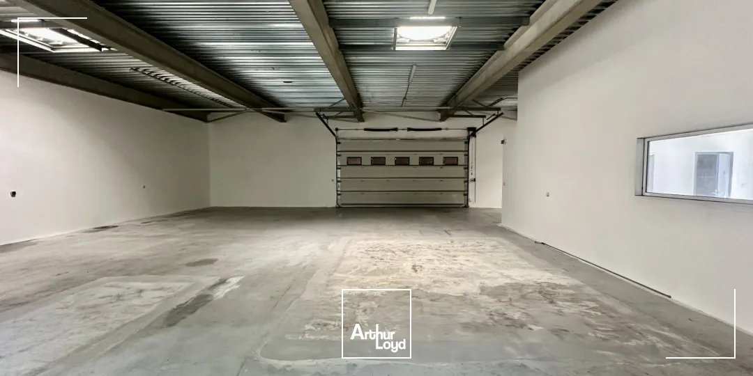 Locaux d'activité & Entrepôts - Location - CHATEAUNEUF LE ROUGE - 13790 - 259-259 - 7608581