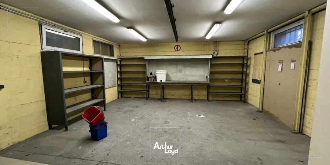 Locaux d'activité & Entrepôts - Location - ANGOULEME - 16000 - 300-300 - 7608619