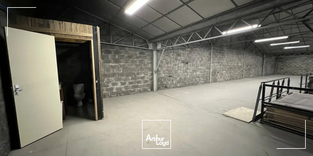 Locaux d'activité & Entrepôts - Location - ANGOULEME - 16000 - 300-300 - 7608618