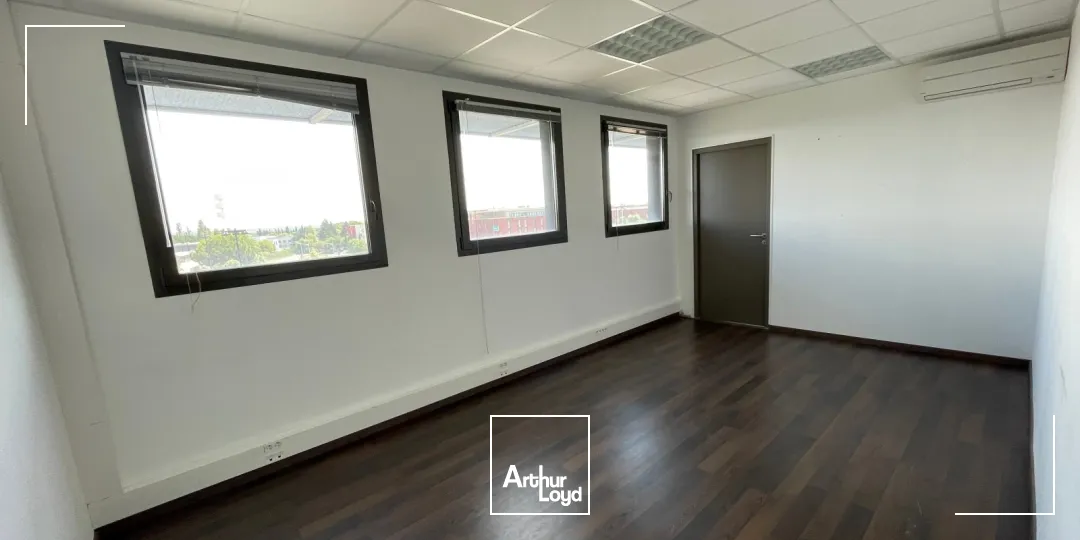 Bureaux - Location - NIMES - 30900 - 51-834 - 7608686