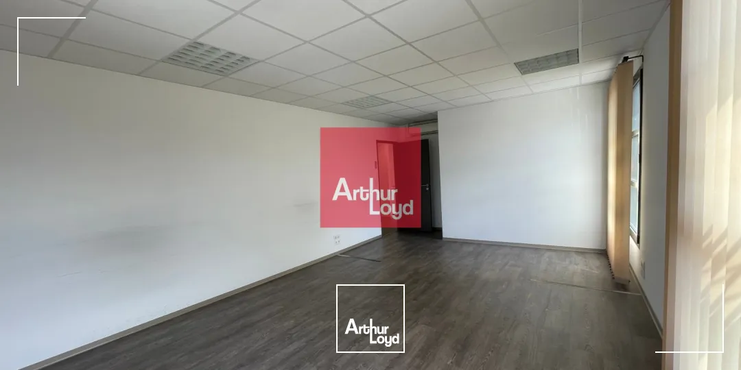 Bureaux - Location - NIMES - 30900 - 51-834 - 7608696