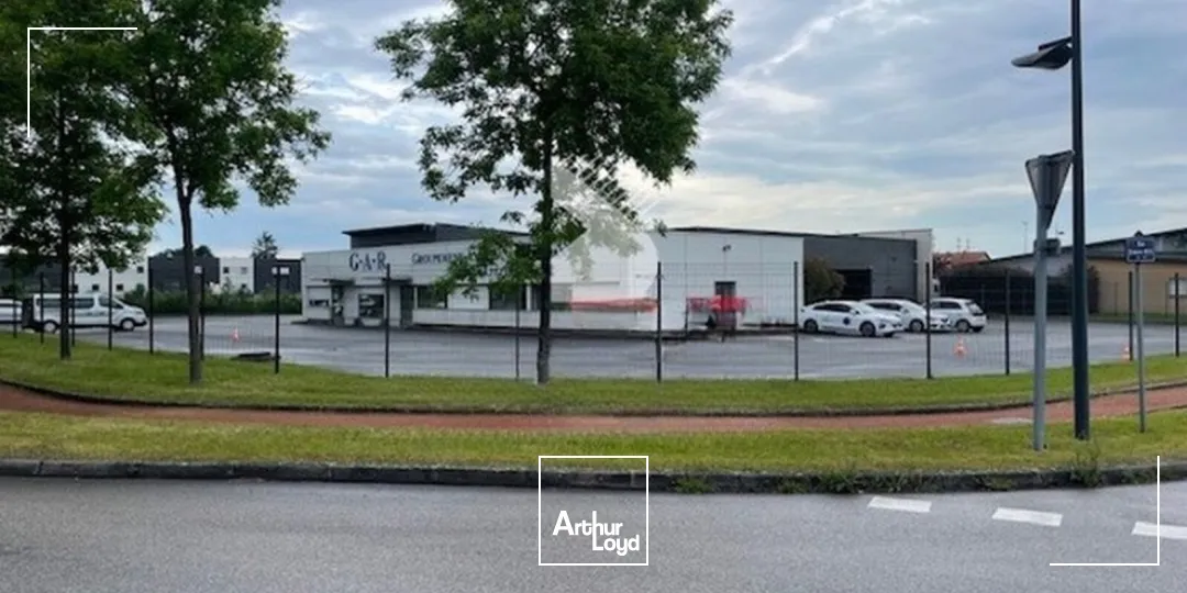 Locaux d'activité & Entrepôts - Location - RIORGES - 42153 - 1140-1140 - 7608818