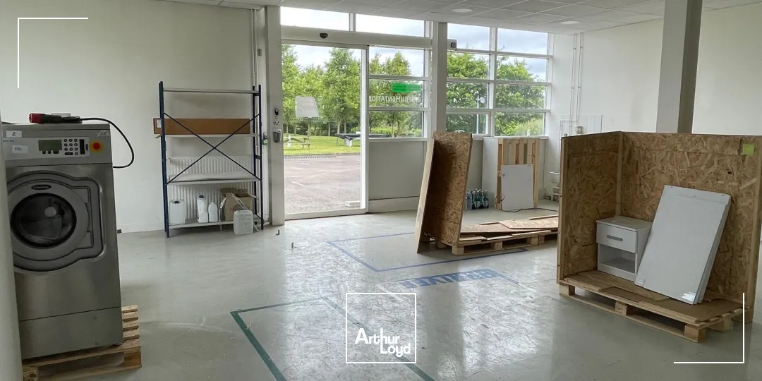 Bureaux - Location - HEUDEBOUVILLE - 27400 - 415-915 - 7608831