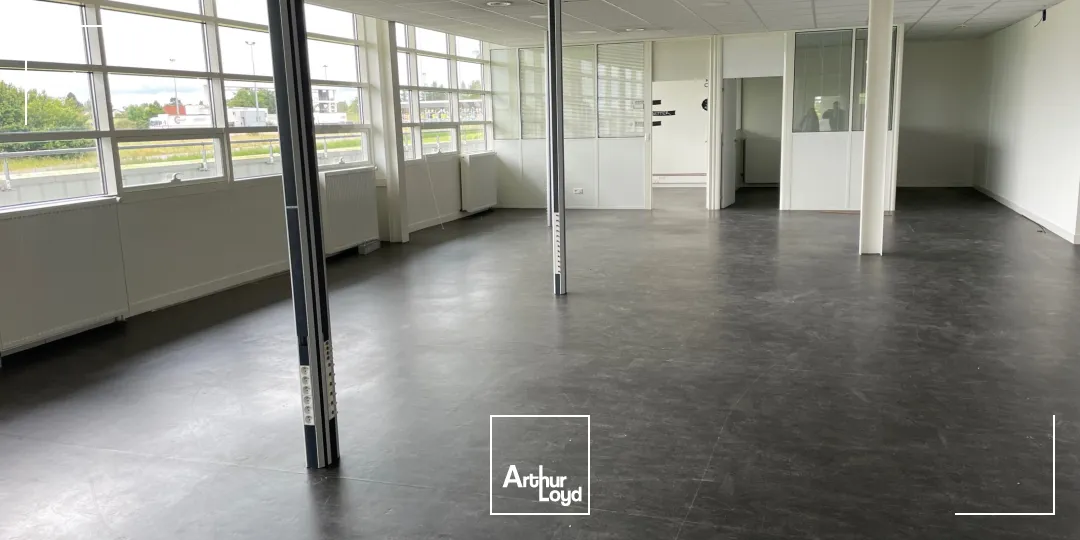 Bureaux - Location - HEUDEBOUVILLE - 27400 - 415-915 - 7608832