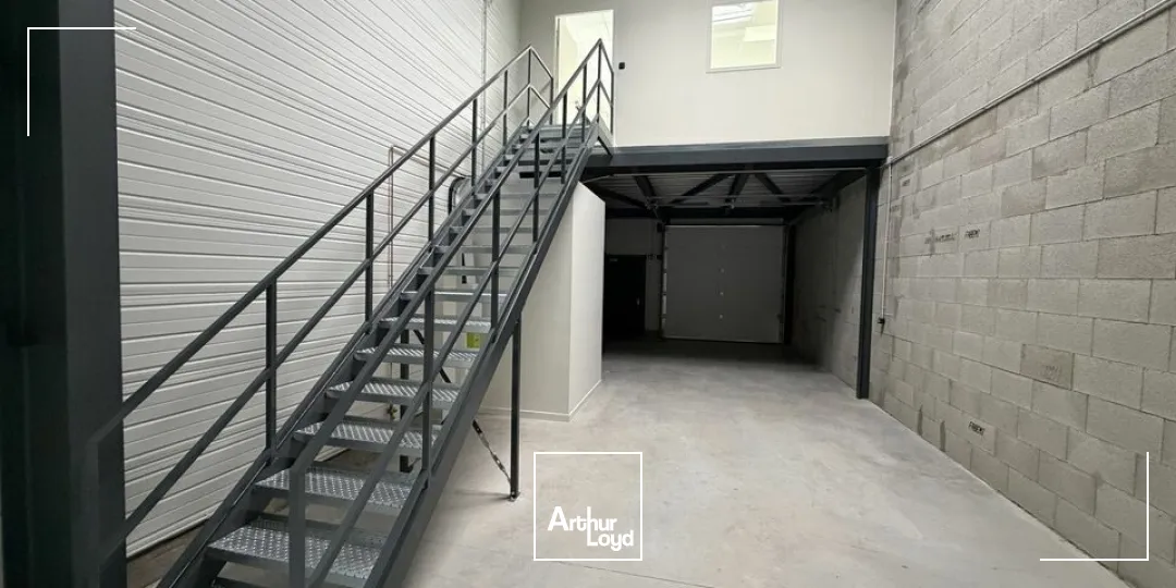 Locaux d'activité & Entrepôts - Location - VALENCE - 26000 - 89-89 - 7609314