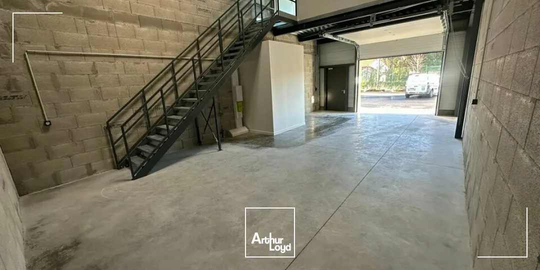 Locaux d'activité & Entrepôts - Location - VALENCE - 26000 - 89-89 - 7609316