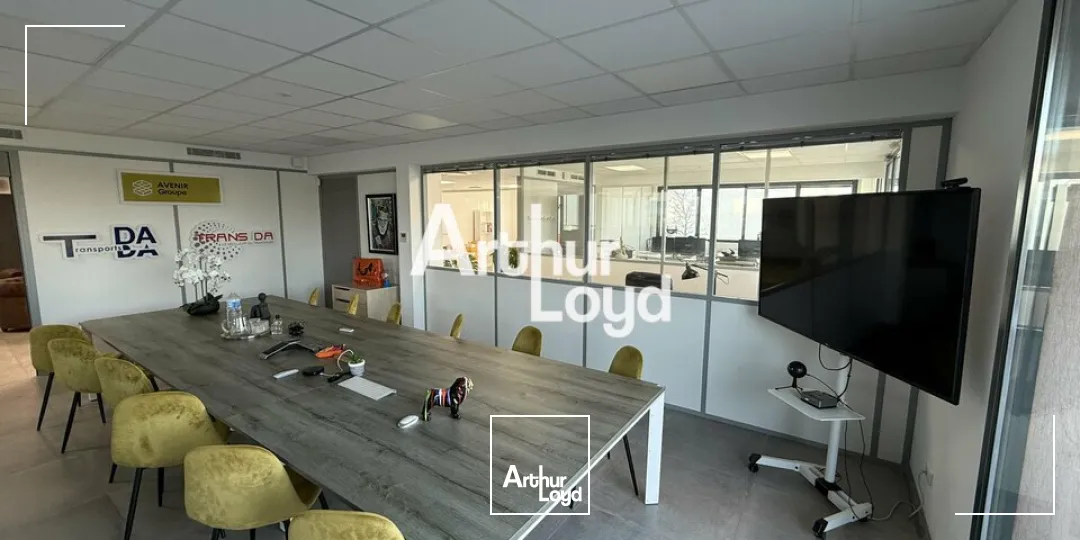 Bureaux - Location - FRÉJUS - 83600 - 152-152 - 7609372