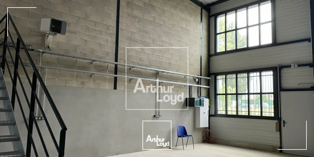 Locaux d'activité & Entrepôts - Location - ORMOY - 91540 - 163-657 - 7609427