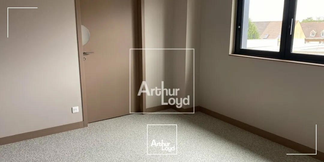 Locaux d'activité & Entrepôts - Location - ORMOY - 91540 - 163-657 - 7609431