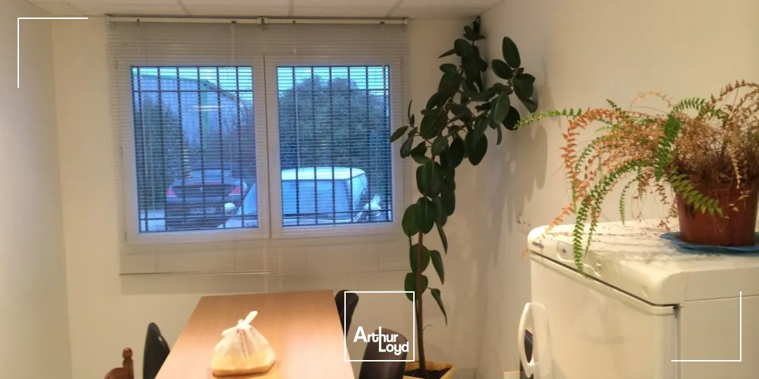 Locaux d'activité & Entrepôts - Location - ALIZAY - 27460 - 300-300 - 7609705