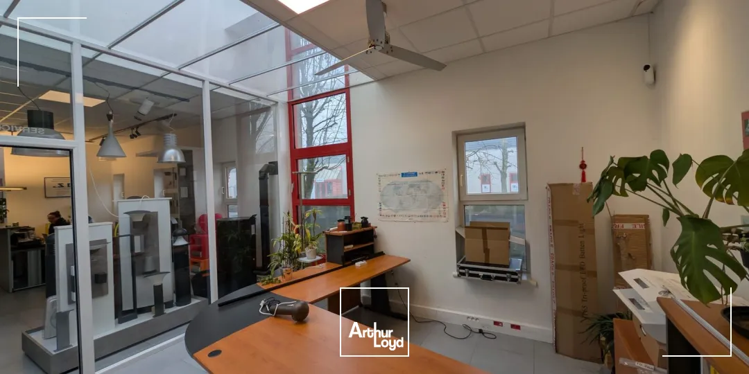 Locaux d'activité & Entrepôts - Vente - CERGY - 95000 - 246-246 - 7609885